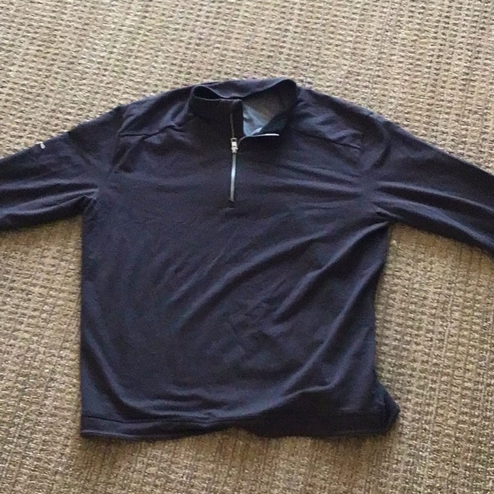 EUC Ping charcoal grey long sleeve